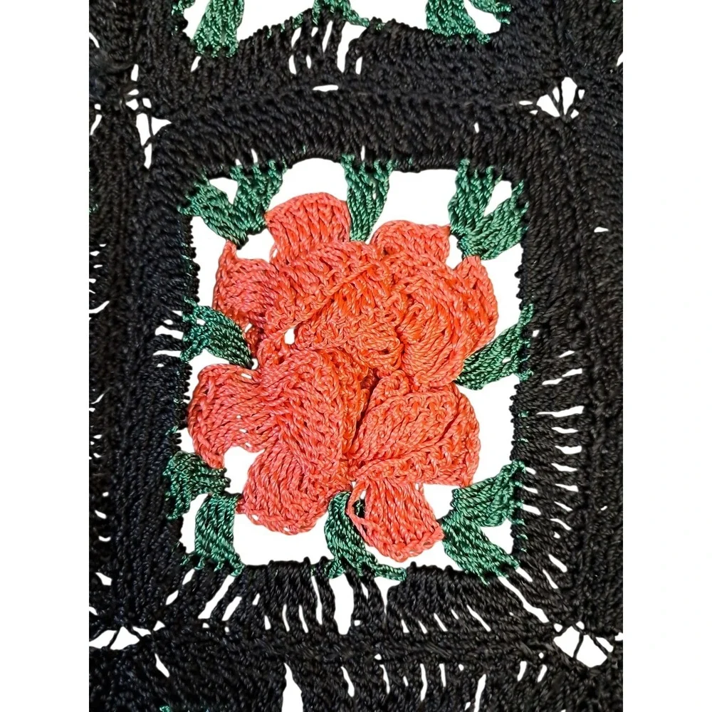 Crochet Small Runner Black With Red Roses